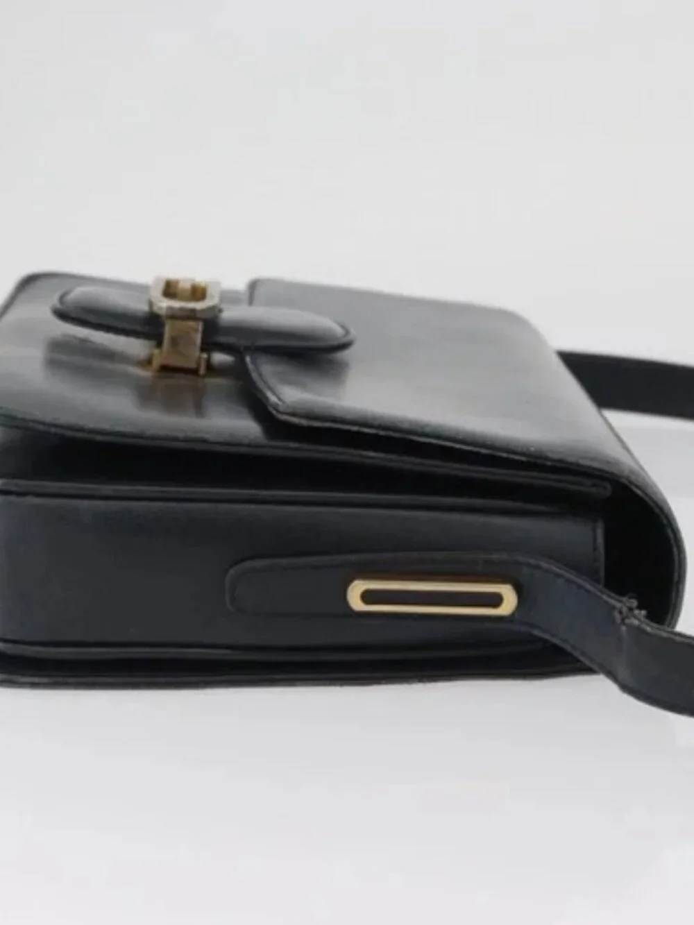 GUCCI Shoulder Bag Leather Navy Gold Auth YKZ288